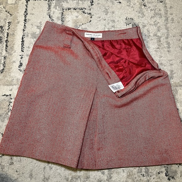 Tommy Hilfiger Dresses & Skirts - Tommy Jeans Hilfiger Red Lined Mini Skirt Y2K 2003 Sz 16 (28") Preppy Academia